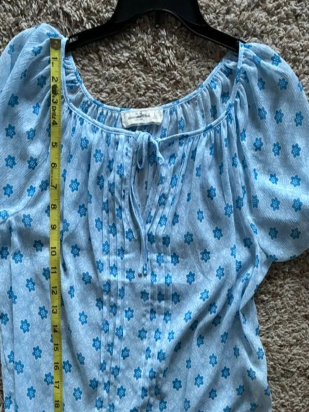 Abercrombie & Fitch Blue Floral Puff Sleeve Pleated Tie Front Semi Sheer